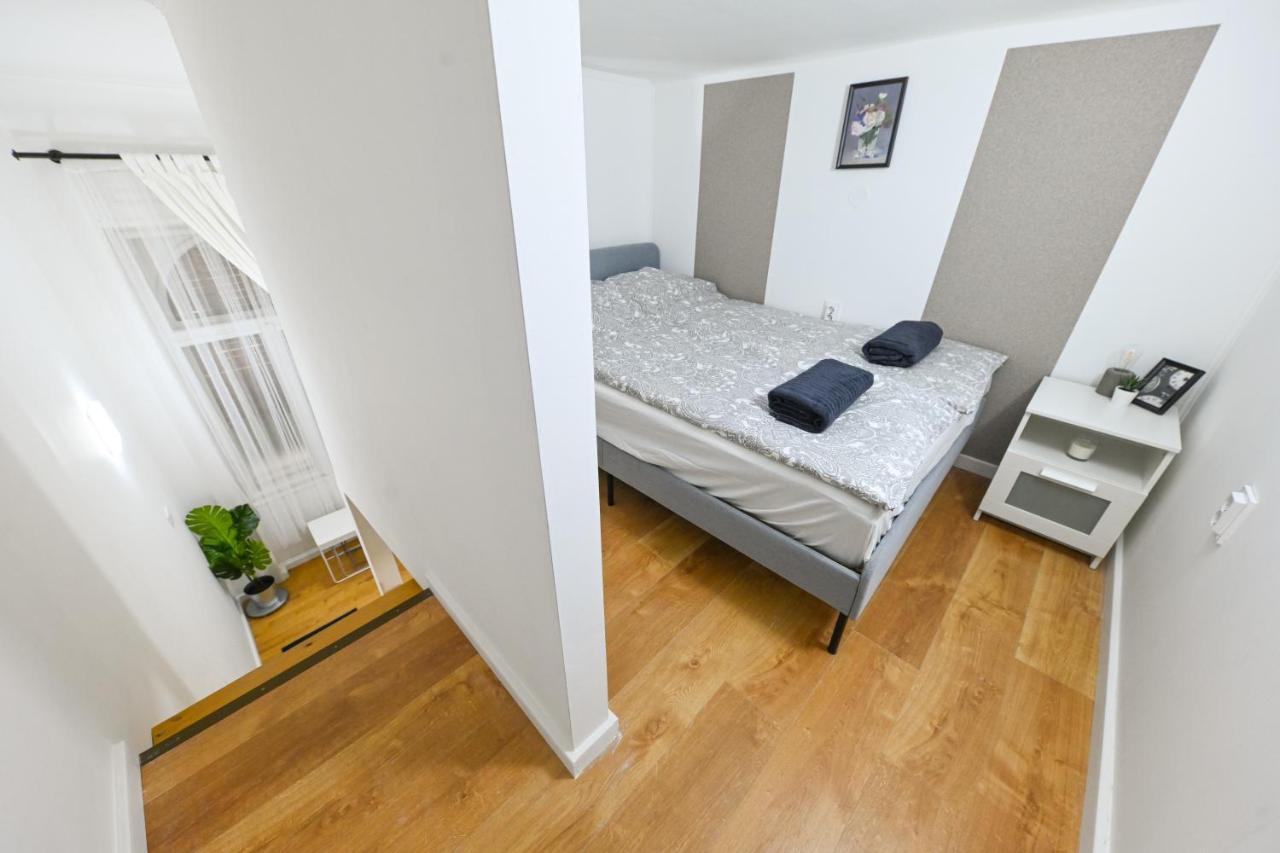 Charming Apartment In Damjanich Str., Lucas Budapeşte Dış mekan fotoğraf